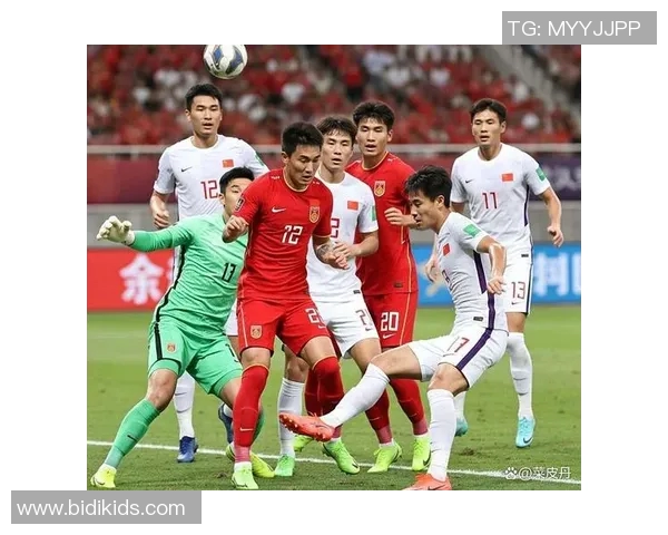 中国男足迎战泰国队期待逆袭展现实力与风采